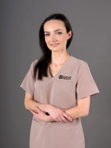 Dr Agnieszka