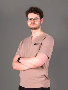 Dr Hubert