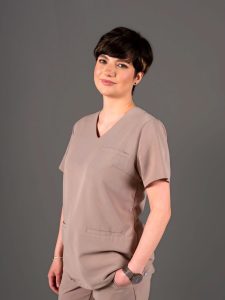 Dr Irena